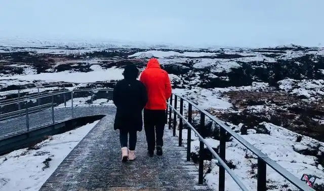 那些容易分手的情侣往往具备了3个特征让彼此渐行渐远