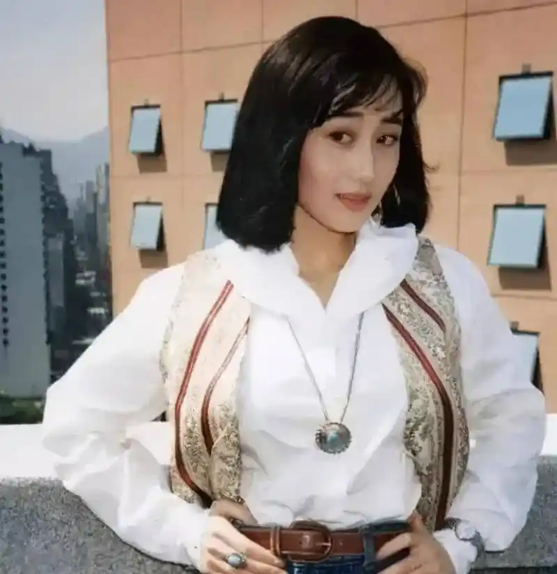 利智年轻时到底有多美?这身材真的堪称"人间宠儿"_来自_网络_图片