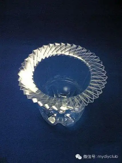 「变废为宝小妙招」教你学习如何制作一个漂亮的花瓶,创意十足(怎么做