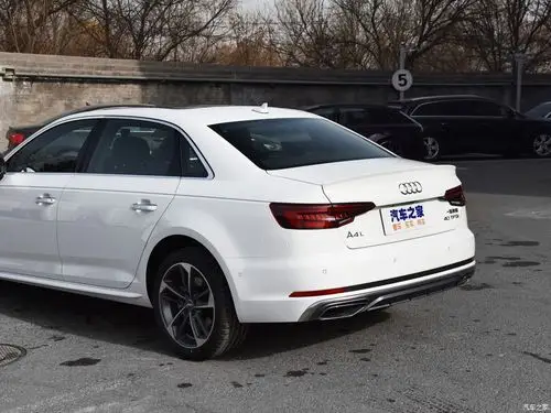 奥迪a4l 2019款 40 tfsi 运动型 国vi 4598050图片_奥迪_汽车图库