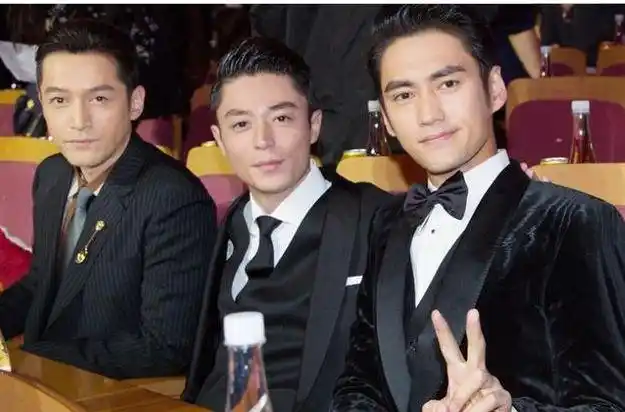 男明星不同框合影你就永远不知道一个男明星会有多帅