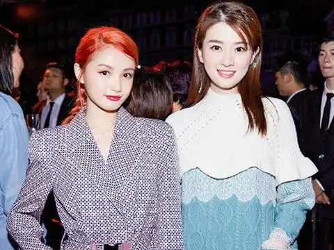 明星网红合影李佳琦不输杨洋赵露思甜美她比女明星有气场