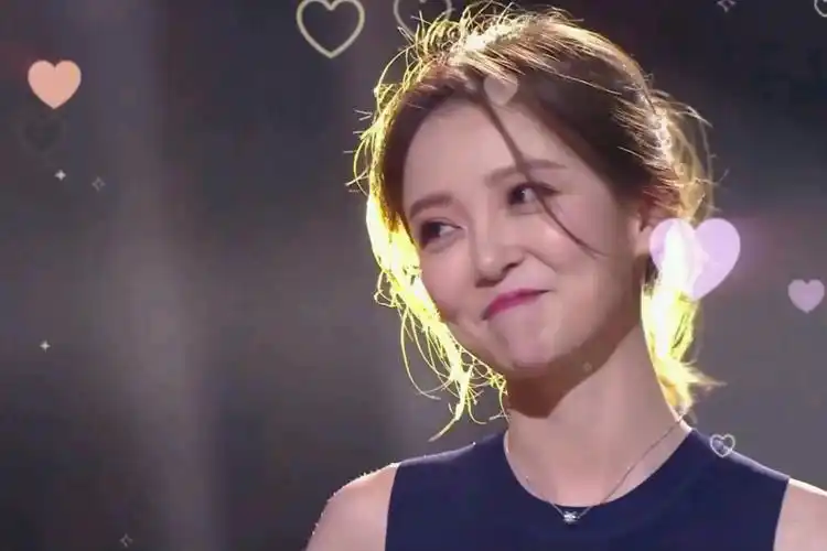 汪小敏演唱笑看风云音乐一响爷青回