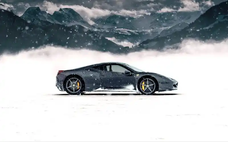 豪华酷炫跑车图片桌面壁纸