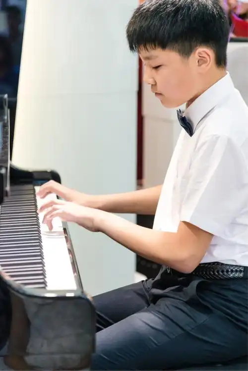 七律音乐钢琴音乐沙龙