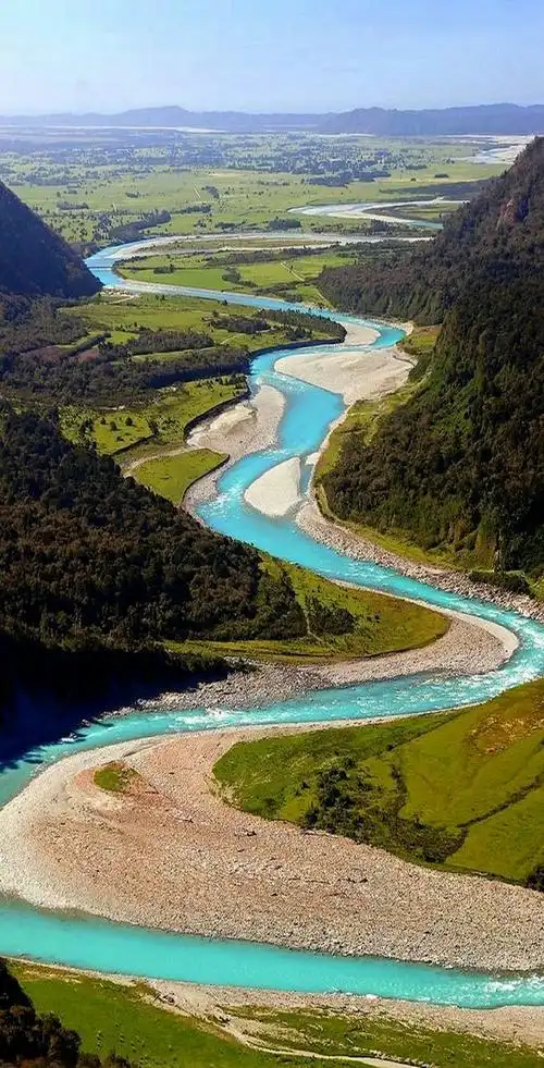 世界上那些美丽的河流,自然的神奇力量