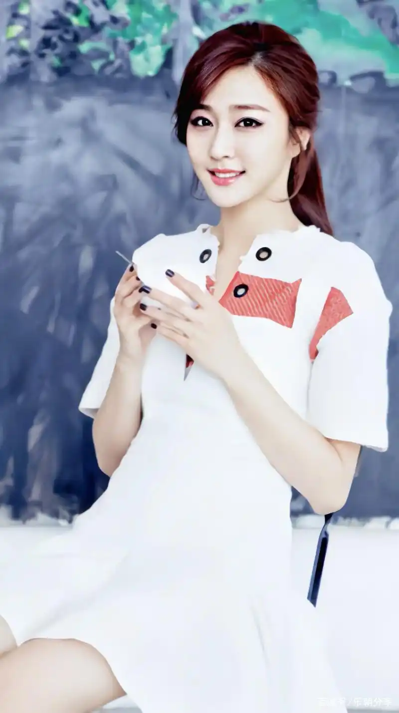 女歌手陈冰美图集锦