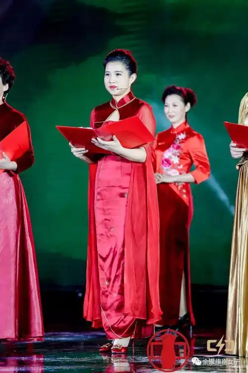 聚在2019第五届中国旗袍春晚舞台
