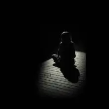 坐着的人背影纯黑简笔画