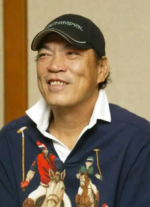 演员成奎安当演员的路上并不是一帆风顺,"大傻哥"不容易_梁小龙_工作