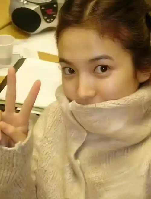 45张罕见的宋慧乔的照片,难怪这个姐可以红那么久,只应天上有!