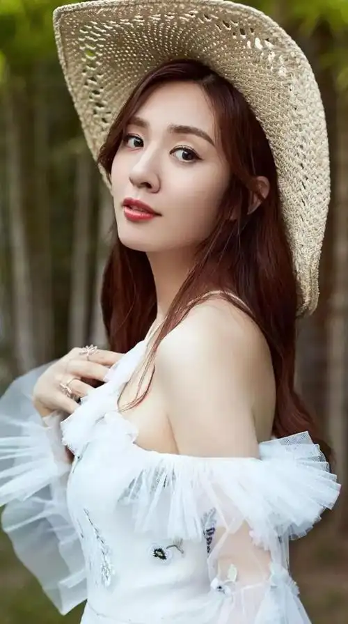 王晓晨34岁至今未婚的她风韵犹存