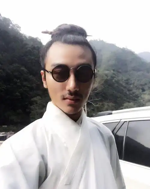 泉州最帅90后道长带你修道, 愿意吗?