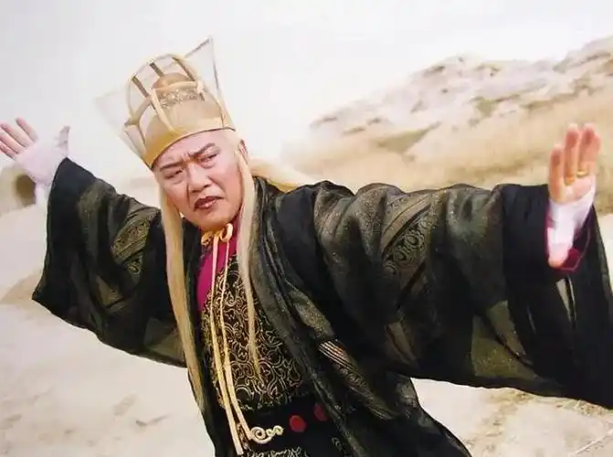 回顾李立群,27岁出道,64岁才还清外债,和妻子白头偕老让人羡慕