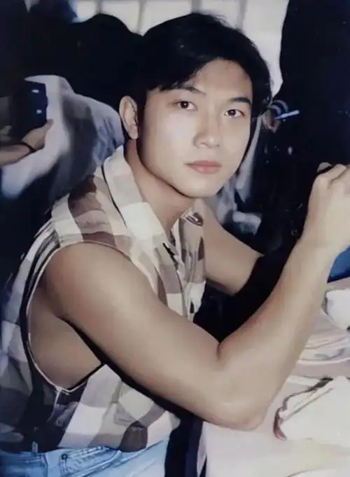 钱小豪长得不仅比弟弟要帅一些,性格也比弟弟更外向一些,脑袋很聪明