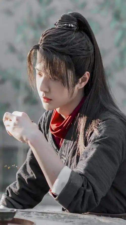 有翡|王一博x谢允