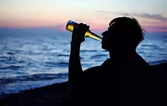 一壶浊酒,一本闲书,一曲音乐,一种生活…__凤凰网