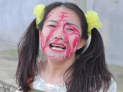 女儿被欺负画的满脸口红,最后的反击真是太爽了#人类幼崽成长记 #带娃