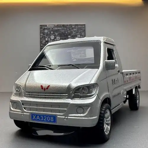 新奥合金车模1:32五菱柳州小货车回力玩具货拉拉汽车声光模型摆件