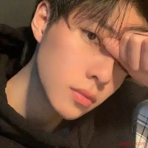 高清男生头像冷酷帅气我要变高冷只暖你一人