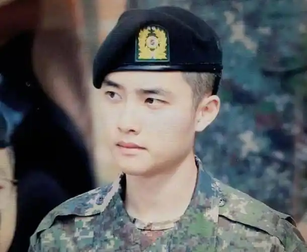 原创金俊勉即将入伍张艺兴或许早已知晓ins与exo其他成员互动频繁