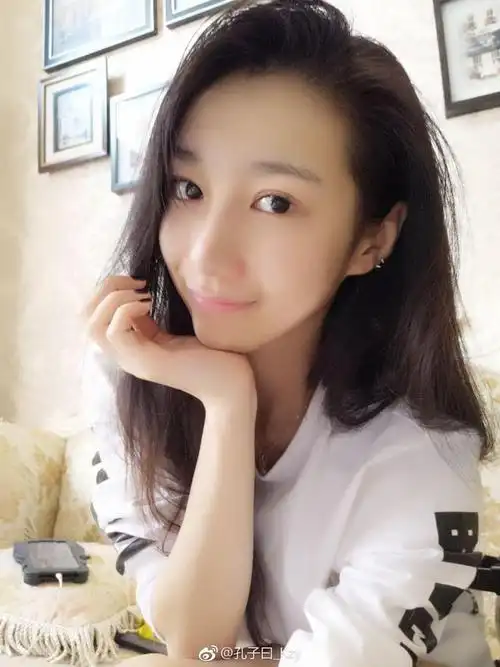 王思聪新恋情浮出水面女方还是乔任梁前任女人搭配师