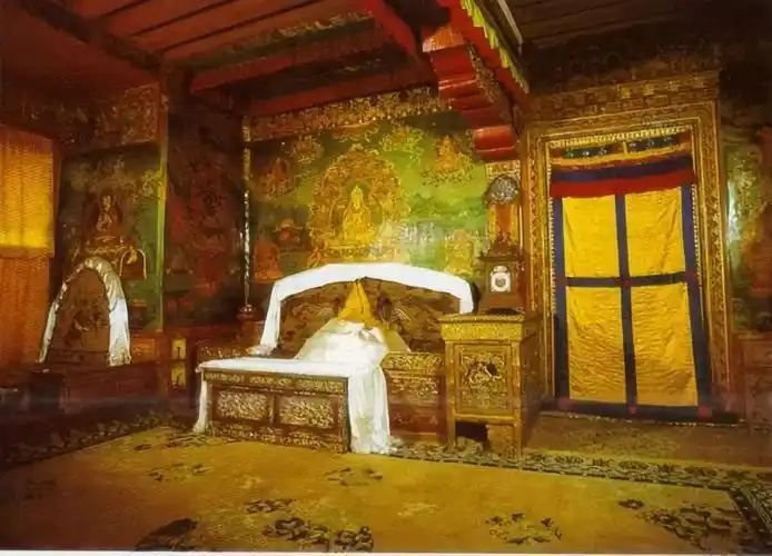 喇嘛的会客室像永固福德宫但各有各的用处布达拉宫有很多宫殿图源网络