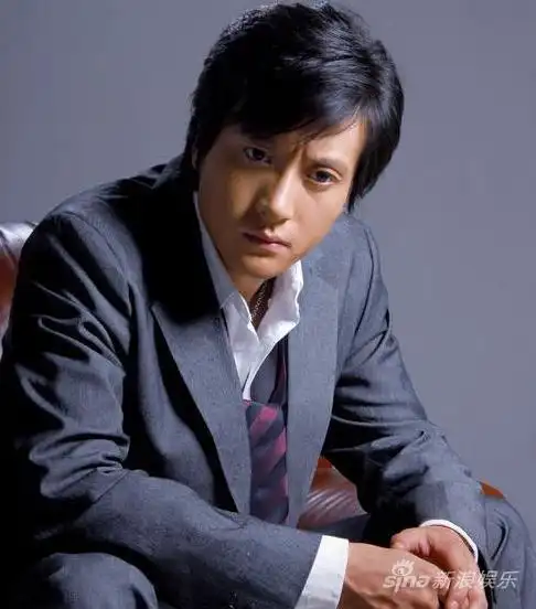 夏凡写真新浪娱乐讯 好莱坞电影《变脸》一直被公认为吴宇森代表作之