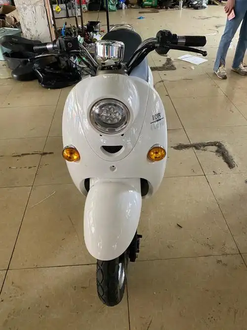 二手电瓶车小龟电动车电瓶车 转卖特价包邮要的速度 二 手电瓶车小龟