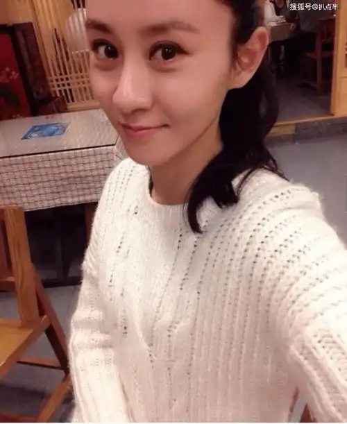 与黄晓明分手20年后,初恋女友刘立淇如今怎么样了?43岁孑然一身