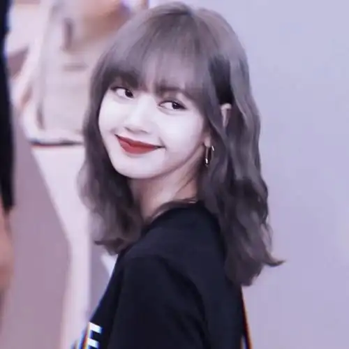 lisa小姐姐头像来一波