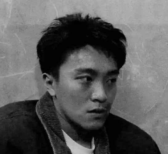 周星驰超帅头像看到第四张网友不淡定经历了什么