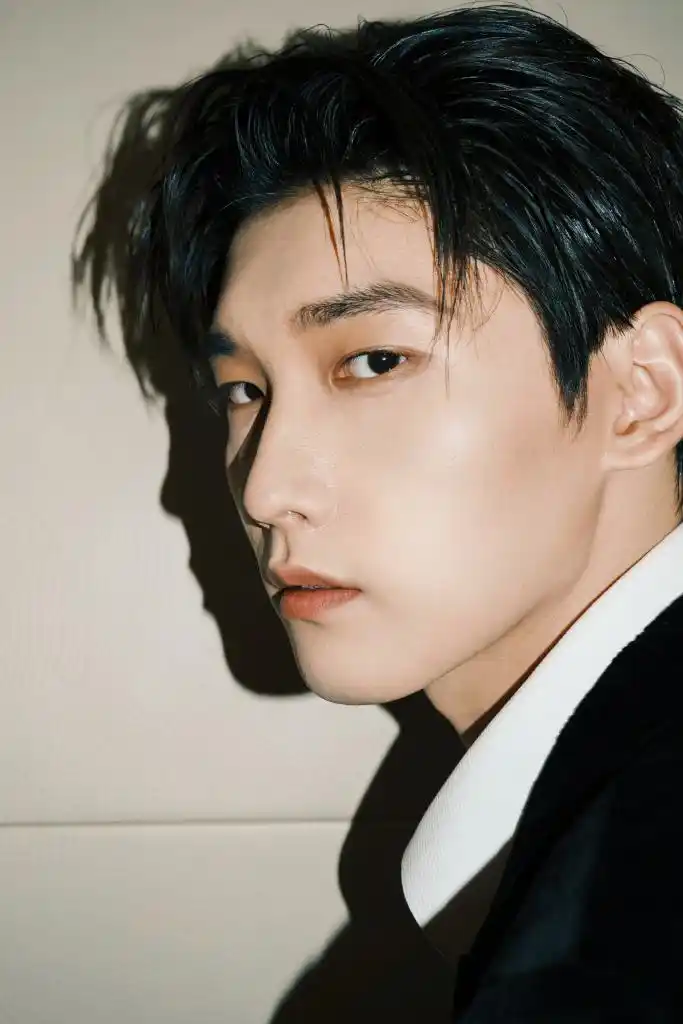 邢昭林北影节北京电影之夜活动造型写真 黑白look时尚有型