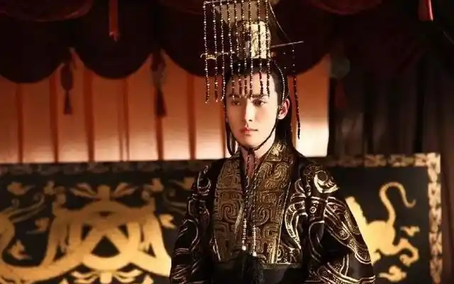 大明嫔妃朱一龙不爱王位痴情姚芊芊相爱而不能在一起