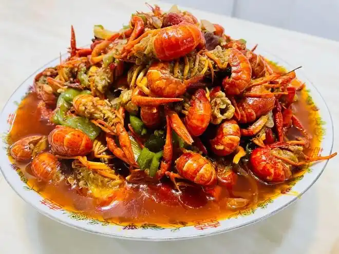 爆炒小龙虾的季节的做法