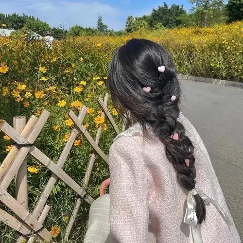 女生头像不露脸的背影头像