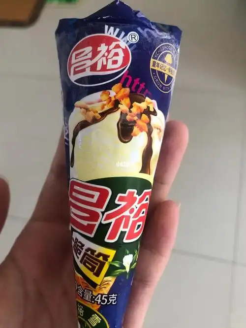 小脆筒  #雪糕  #夏天该吃雪糕了  #雪糕护卫  还是老价格五毛一个