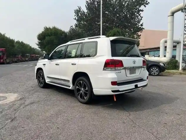 丰田酷路泽5700天津港现车最新报价及图片