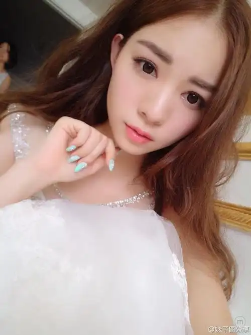 中国最性感可爱的美女自拍写真精选图片(二