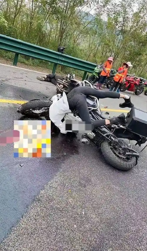 女骑手车祸摔伤丝袜都磨烂了画面不忍直视