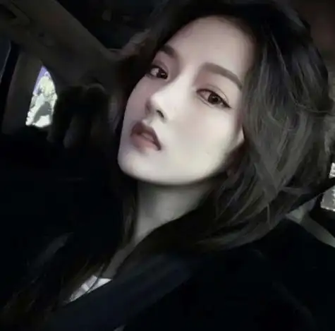 气质高冷女生头像:放下无谓的执着平静从容的走自己的路