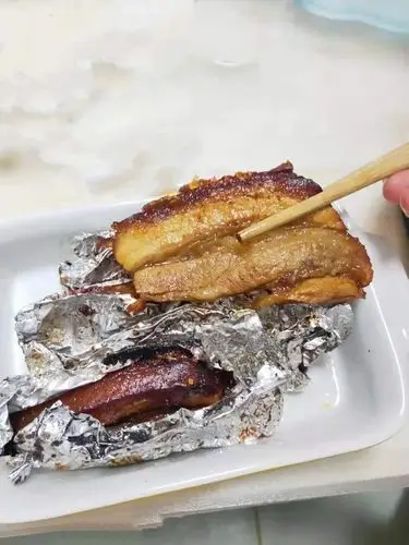 小钟同学假期第二菜—家庭版锡纸脆皮五花肉