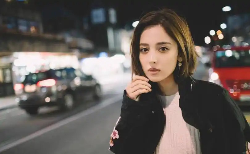 "恋爱达人"古力娜扎,各路爱情无缝衔接,大时尚剪影被公开出售_张翰