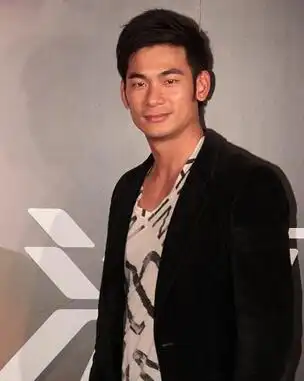 亮哲老婆黄毓棠照片 亮哲个人资料照片