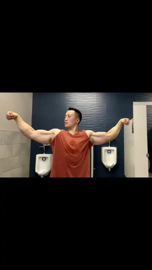 这是什么造型 健美造型 健身日常 撸铁 古典健美-度小视