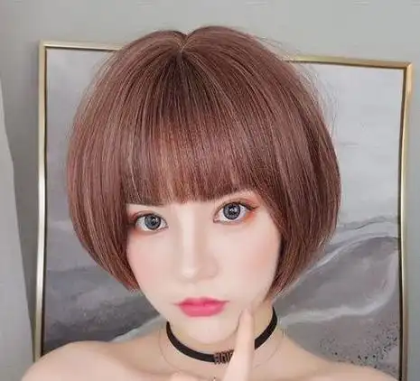 大脸适合的短发发型图片女