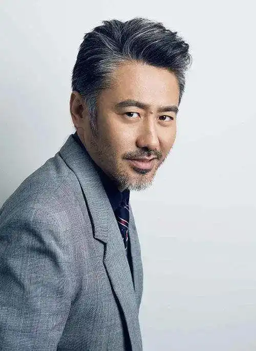 高维那13岁对吴秀波一见钟情为何在接受吴秀波求婚后转身嫁他人