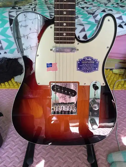 上海急出芬达全新电吉他美豪telefenderamericandeluxetelecaster日落