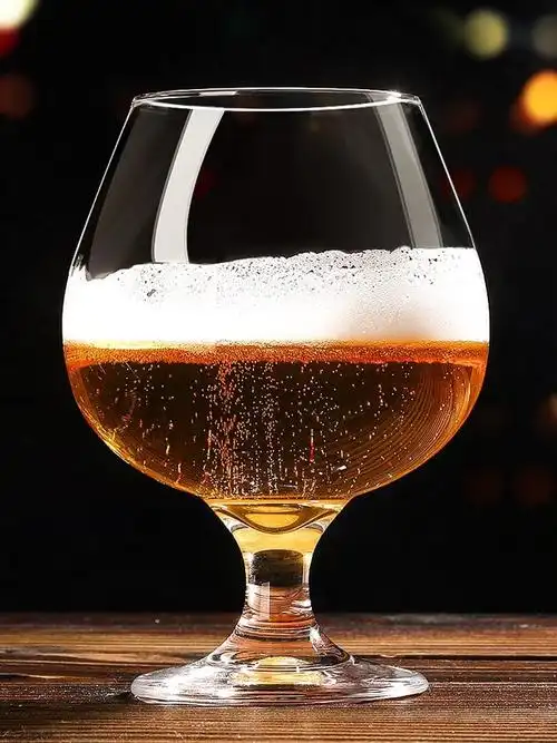 巨大超大啤酒杯大容量扎啤杯酒杯高脚杯大号红酒杯玻璃英雄杯-报价