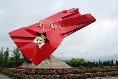 江西有一红色摇篮景区4月还有杜鹃花盛开正适合清明游玩